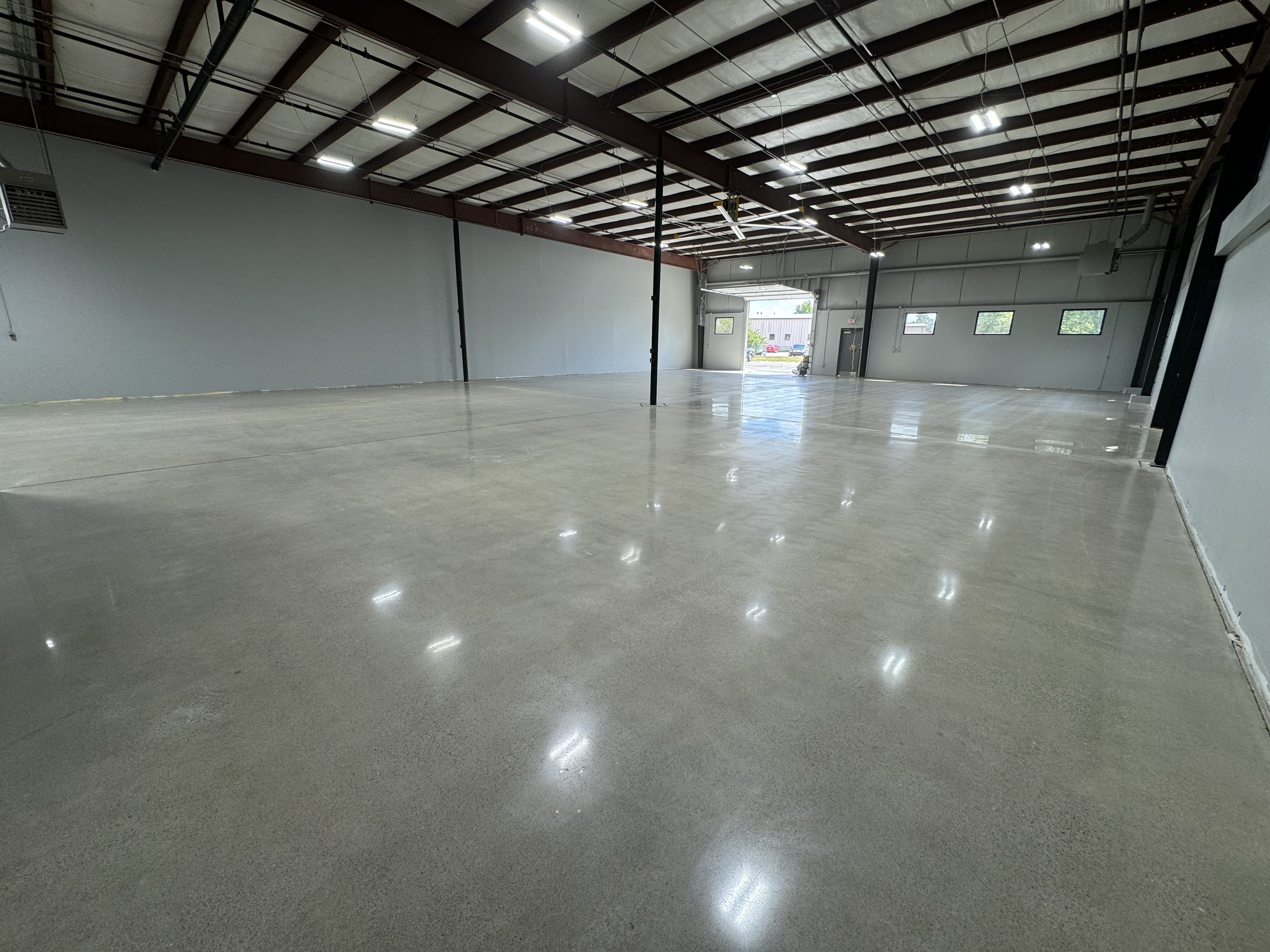 Polished concrete warehouse floor